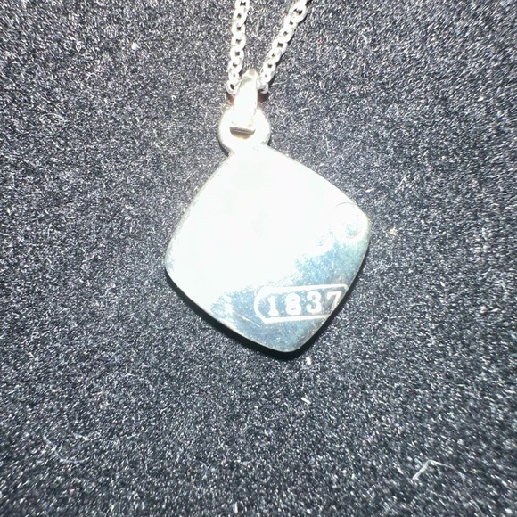 🔹Authentic Tiffany and Co .925 Necklace
🔹 - Picture 8 of 9